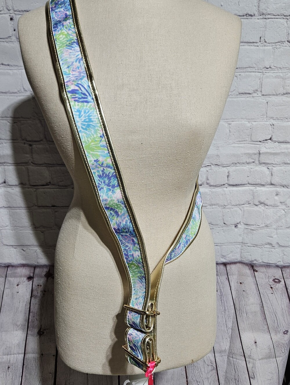 Lilly Pulitzer Yoga Syrap for Women Bags - Blue & Green Pattern